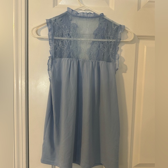 Express Blouse - Picture 2 of 3